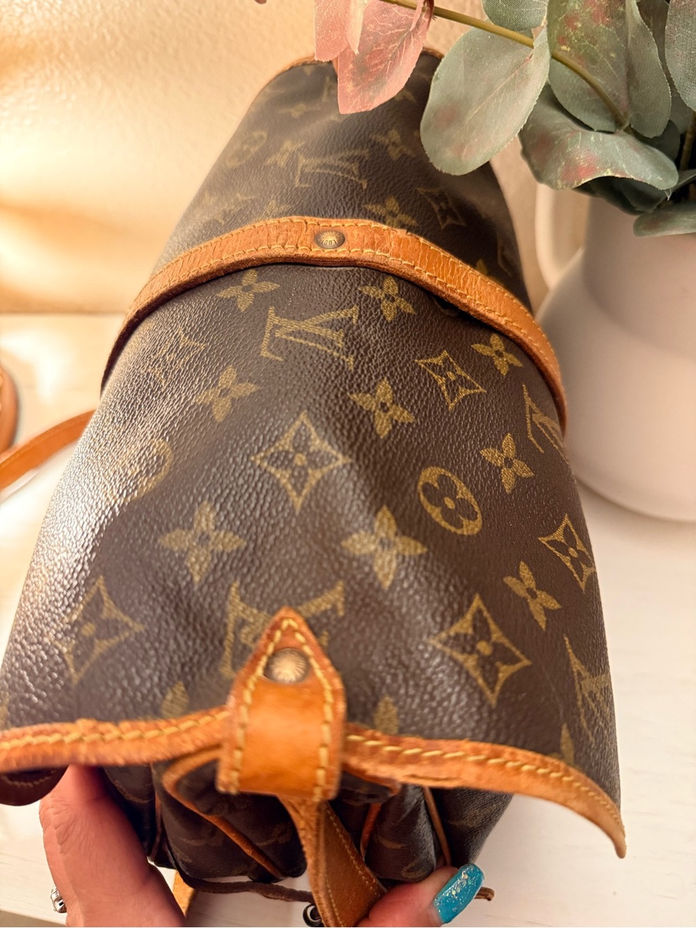 Louis Vuitton Monogram Saumur 30 Bag - Picture 7 of 14